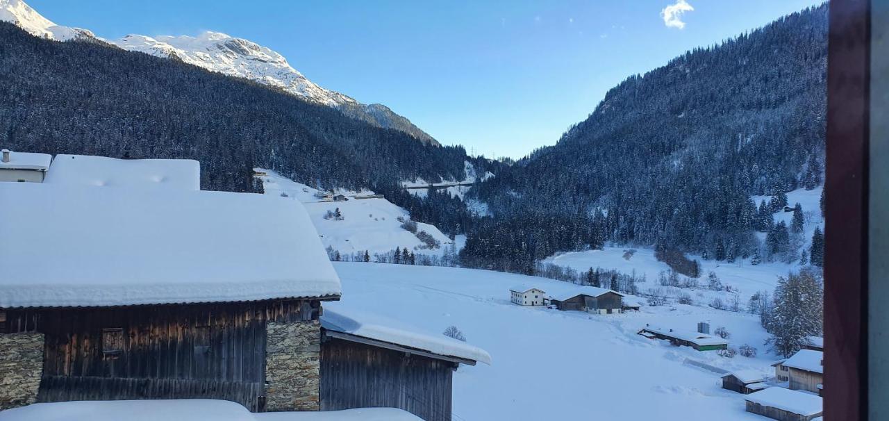Piz D'err Bed & Breakfast *